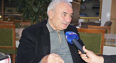 Yazar Vakkasoğlu: Zamanı kemiren sosyal medya uyuşturucu gibi tiryakilik yapıyor