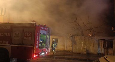 Evdeki yangın büyümeden söndürüldü