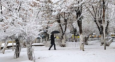 Meteoroloji Ağrı için yağış uyarısında bulundu