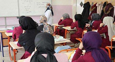 Çalışma yükümlülükleri 1 yıl ertelendi