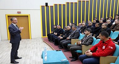 Depremzede ailelere Ağrı'dan yardım toplanacak
