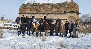 Hamur'da aday öğretmenlere seminer verildi