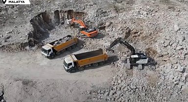 İnşaat süreci başlayacak afet ve ilk evim projesi hakkında Bakan açıklama yaptı