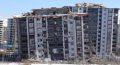 Malatya'da ağır hasarlı acil yıkılacak bina sayısı 45 bini aştı