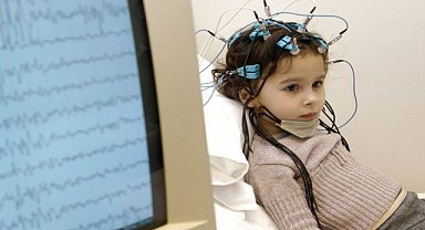 Nöbet geçiren çocuklara dikkat