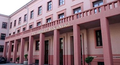 Adalet Bakanlığı'na personel alımı başvurularında son gün