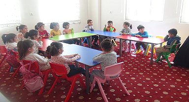 Deprem bölgesinde 4-6 yaş Kur'an kursları çocuklara umut oluyor