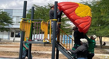 Çocuk parkı yeniden hizmet verecek