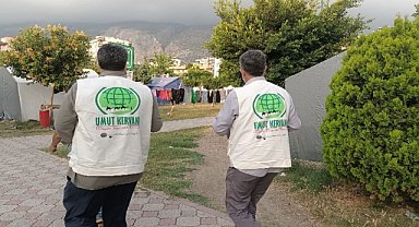 Deprem bölgesinde Umut Kervanının yardımları aralıksız devam ediyor