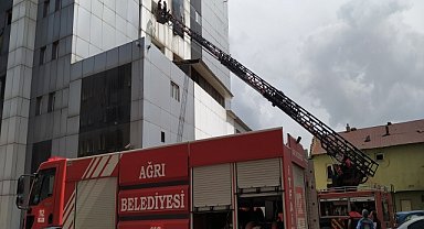 Kadın Doğum Hastanesi'nde yangın çıktı
