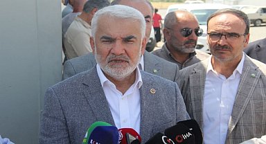 Adıyaman'da depremzedelerle bir araya gelen Yapıcıoğlu, sorunları dinledi