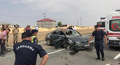 Ağrı'nın Tutak ilçesinde traktör ile otomobil çarpıştı: 4 yaralı