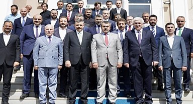 Eğitim alanında atılacak adımlar için Bakan Tekin Erzurum'da istişarelerde bulundu