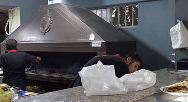 Kesintiler esnafı mağdur ediyor