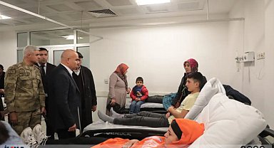 Ağrı faciadan döndü, öğrenci servisi kaza yaptı