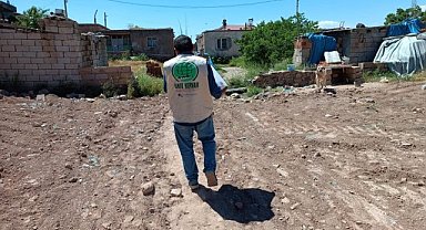 Umut Kervanı Doğubayazıt'ta yardım dağıttı