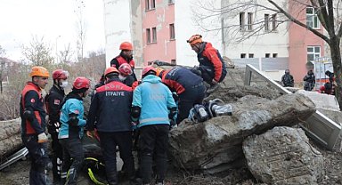 Ağrı'da 5,4 büyüklüğünde depremin tatbikatı gerçekleştirildi
