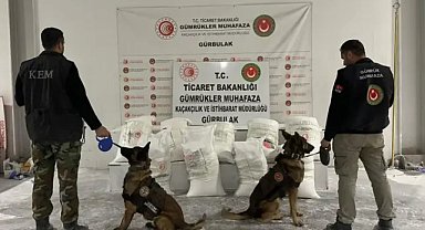 Ağrı'da durdulan tırlarda tonlarca ıyuşturucu yakalandı