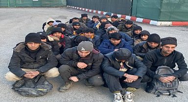 Doğubayazıt'ta göçmenler saklandıkları evde yakalandı