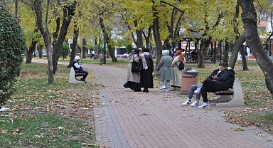 Kartpostallık manzara yaprak dökümü ile gerçekleşti