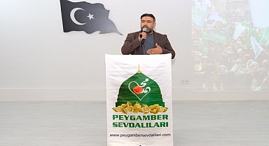 "Yolumuzu Aydınlatan Yıldızlar" programı Van'da düzenlendi