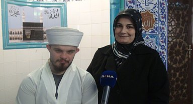 Cami aşkı imrendiren down sendromlu genç