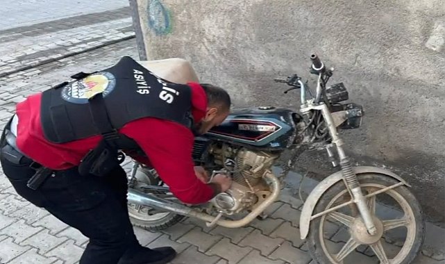 Emniyetin Şanlıurfa'da gerçekleştirdiği denetimlerde 42 motosiklet ele geçirildi