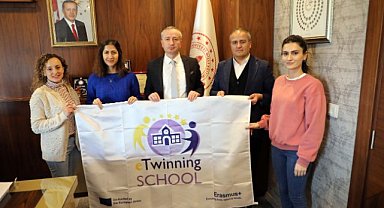 ETwinning okul etiketi fen lisesine verildi