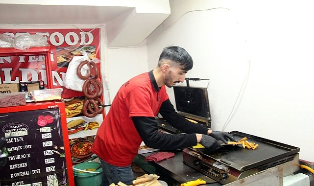 Gazzeli kardeşleri için Sur esnafı maddi destek veriyor