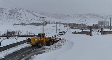 Kar yağışı nedeni ile 4 ilde 394 yerleşim birimi ulaşıma kapandı