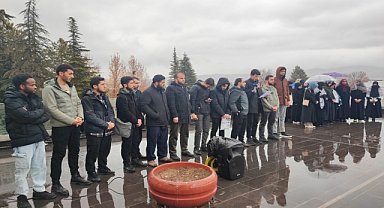 Müslümanlardan küresel intifadaya çağrı