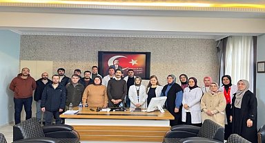 Patnos'taki öğretmenlerden Eğitim-İş Sendikasına tepki