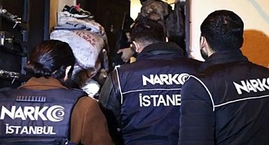 Silah kaçakçılığını sosyal medyada yapmışlar