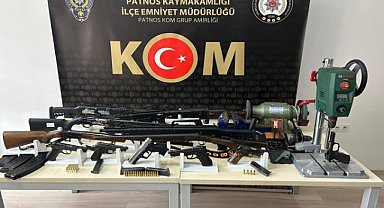 Silah üreten kişilere yönelik Patnos'ta operasyon: 16 gözaltı