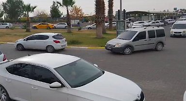 Sınava girecek öğrencileri trafik mağdur etti