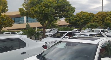 Trafik yoğunluğu sınava giren öğrencileri mağdur etti 