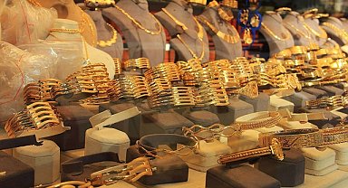 Her gün altın fiyatları rekor seviyelere çıkıyor