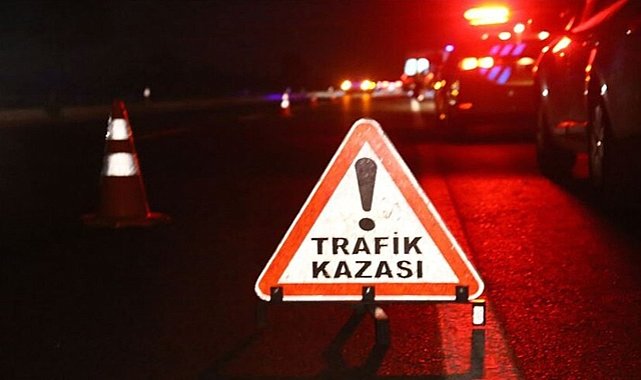 Kars'ta belediye aracı ile başka bir minibüs çarpıştı: 27 yaralı