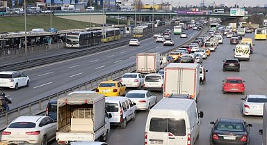 Yeni araç kayıtları trafiğe yapıldı 2 milyonu aştı