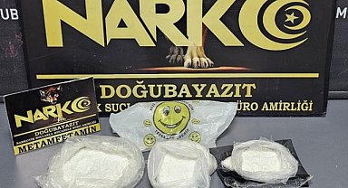 Ağrı'da bir tırda yaklaşık 2 kilo uyuşturucu ele geçirildi