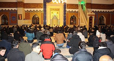 Berat Kandili dolayısıyla Ağrı'daki camilerde program gerçekleştirildi