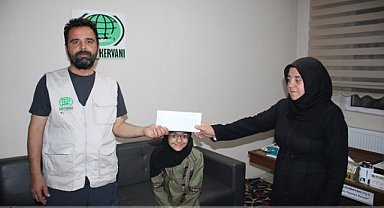Mağdur olan kardeşleri için bağışta bulundular