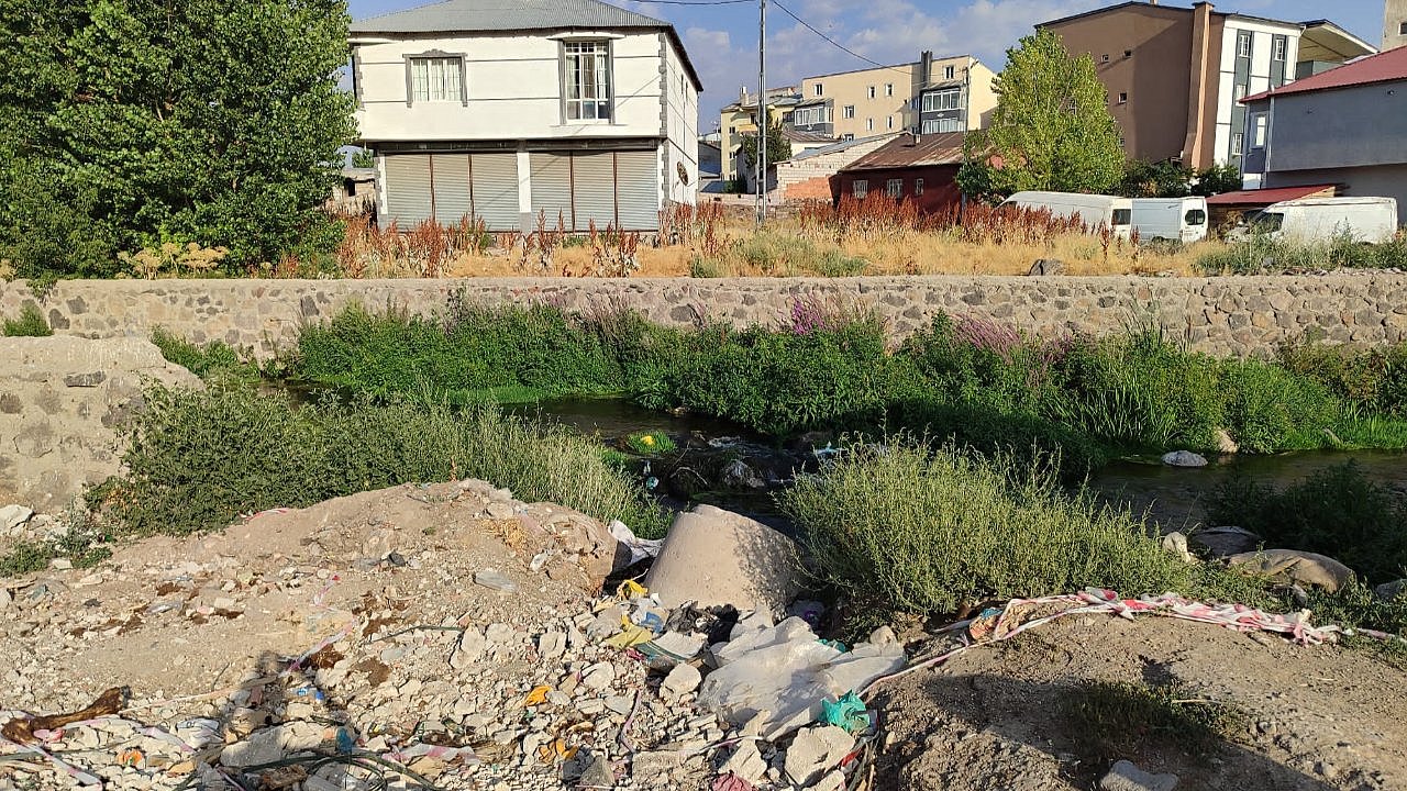 Patnos'ta Aile Sağlığı Merkezi'ni derenin kenarına taşınacak
