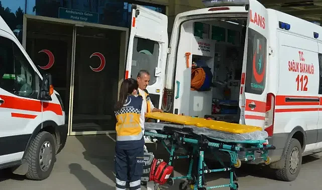 Çalıştıkları sırada üzerlerine beton düştü: 1 ölü