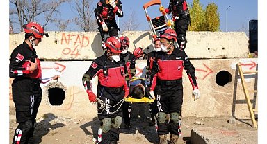 HAK Arama Kurtarma Ağrı Ekibi akreditasyonunu tamamladı