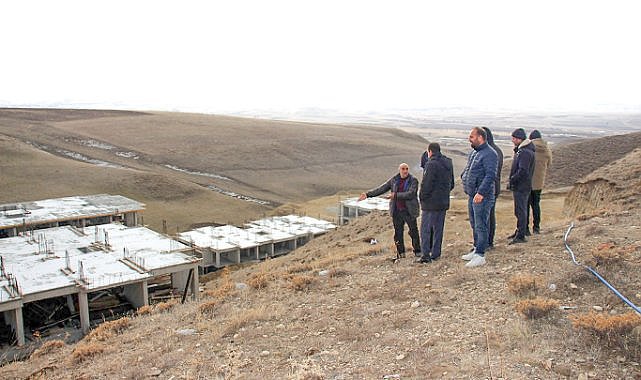 Dere yatağında konut mu olur? Taşlıçay cevap bekliyor!