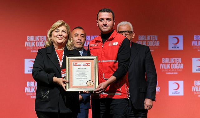 Performansı ile Kızılay Ağrı Şubesi zirveye çıktı