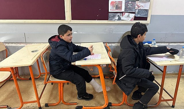 İki aydır çalıştı ayağı kırıldı ama sınava girmekten vaz geçmedi