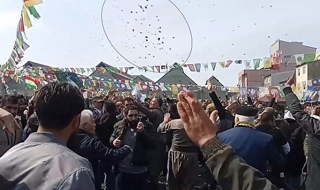 Ağrı'daki nevruz programında gerginlik çıktı