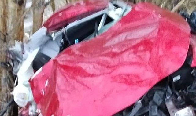 Bayram için dönüş yolunda Ağrılı aile kaza geçirdi